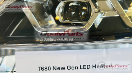 2023 Kenwroth T680 Headlight